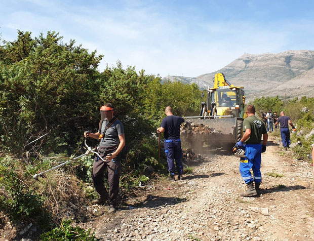 Двоточкаши на Ћириној траси 